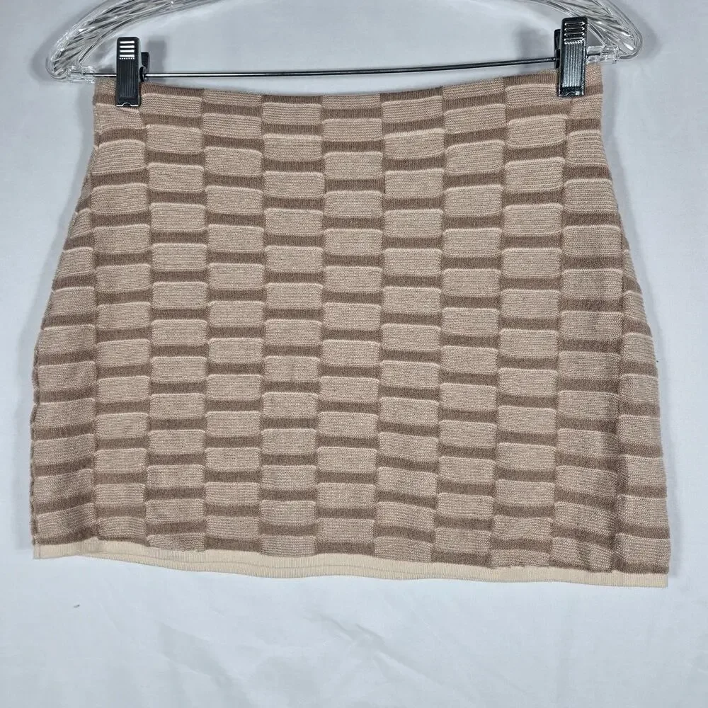 PrettyLittleThing Womens M Knit Halter Top Mini Skirt Set Beige Textured 2 Piece